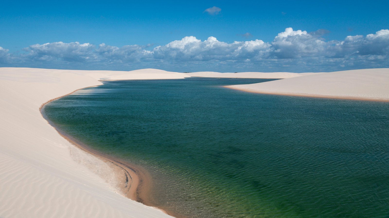 Lagoa cristalina